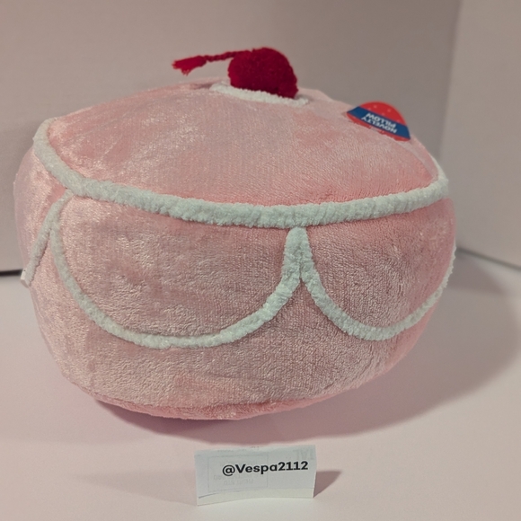 Target Bullseye Playground Valentines Pillow Cake Pink Frosted W/ Cherry On Top - Picture 7 of 8